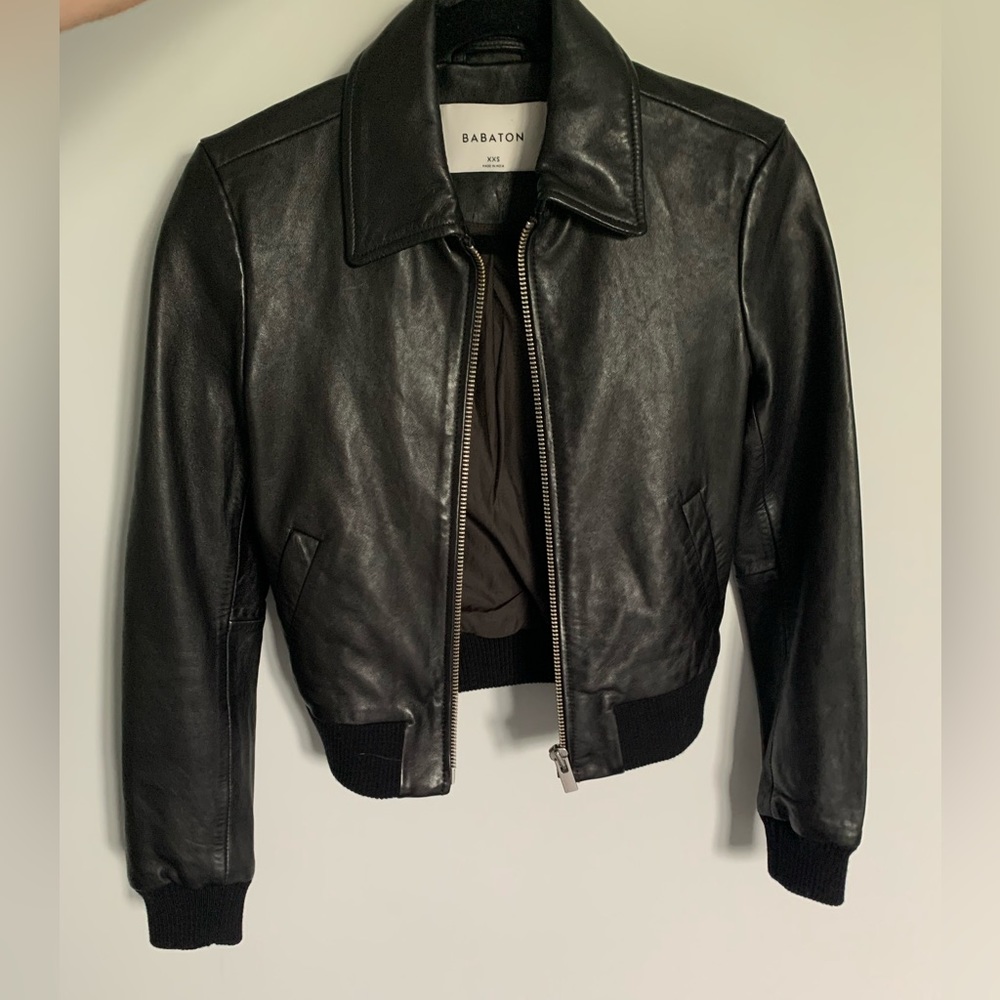 Aritzia Babaton Cropped Leather Bomber Jacket Size XXS